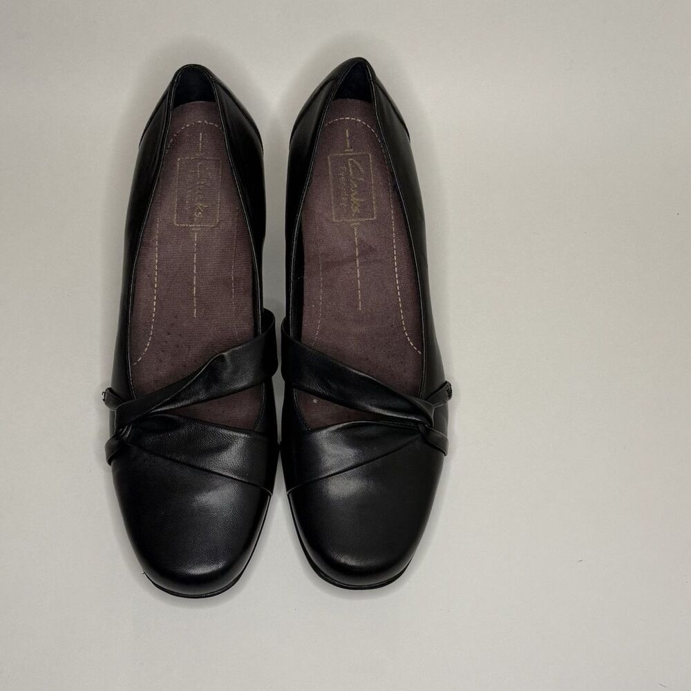 Clarks Black Leather Comfort Pumps Active Air Low Heel Size 9.5
